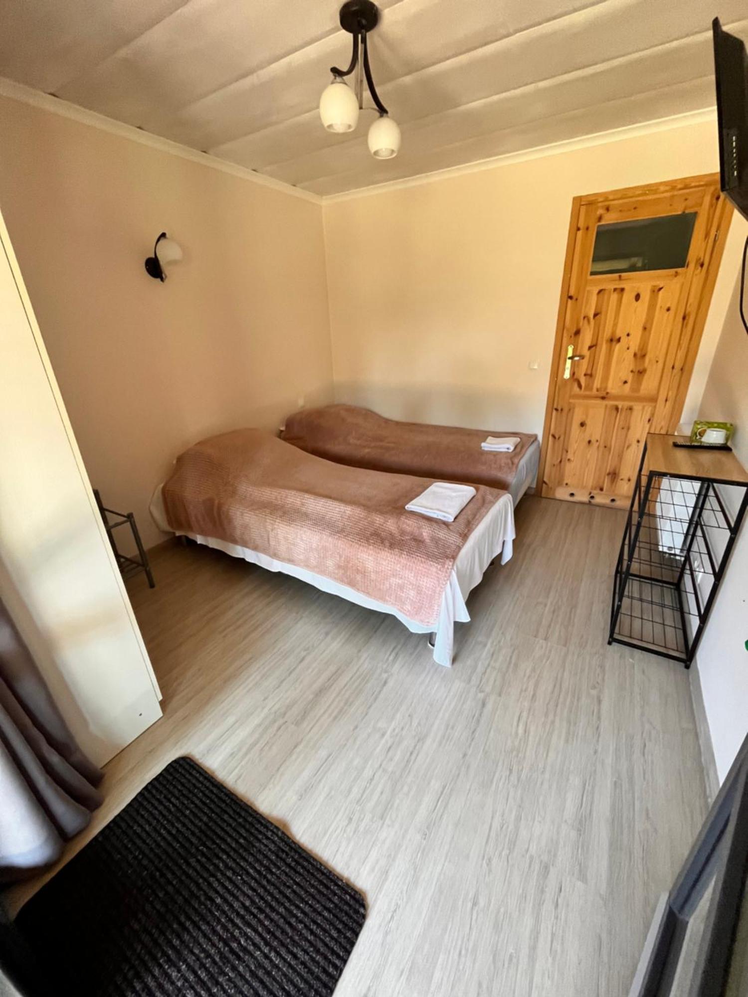 Hotel Radzewice Exteriör bild